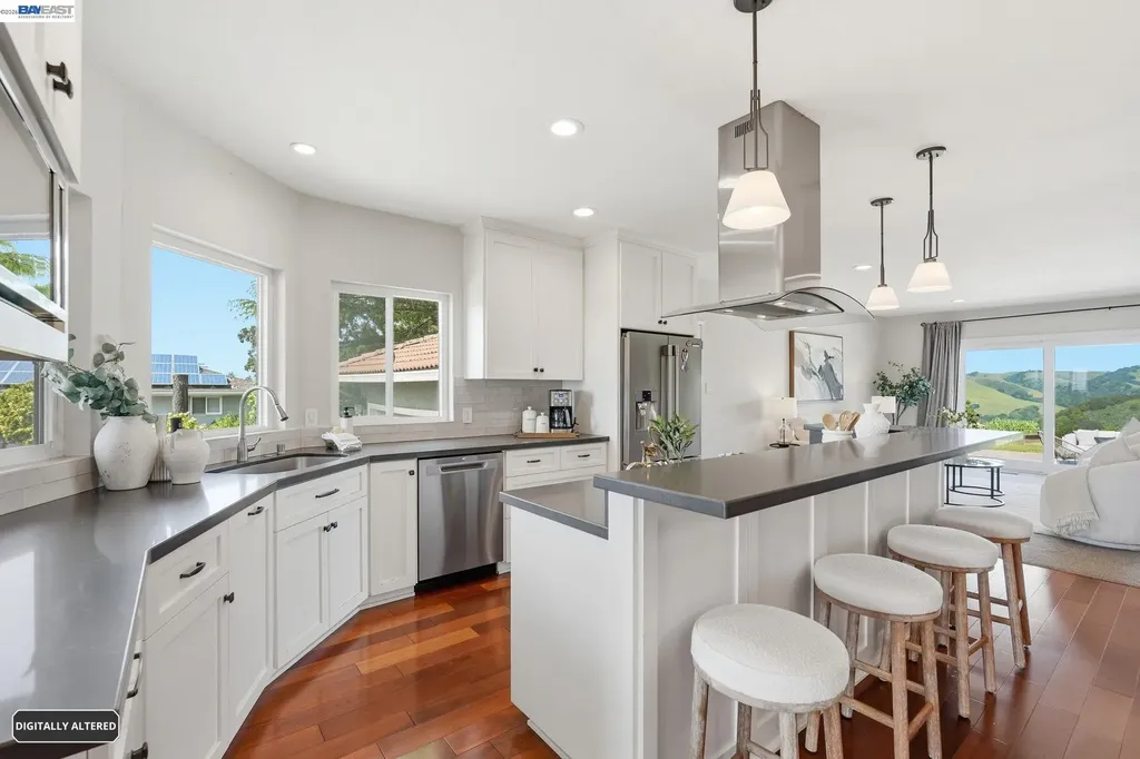 26446 Fairview Castro Valley CA 94542