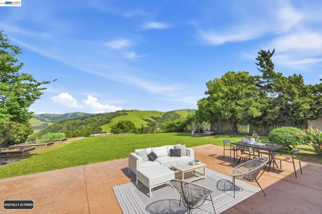 26446 Fairview Castro Valley CA 94542