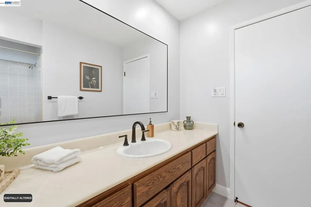 26446 Fairview Castro Valley CA 94542