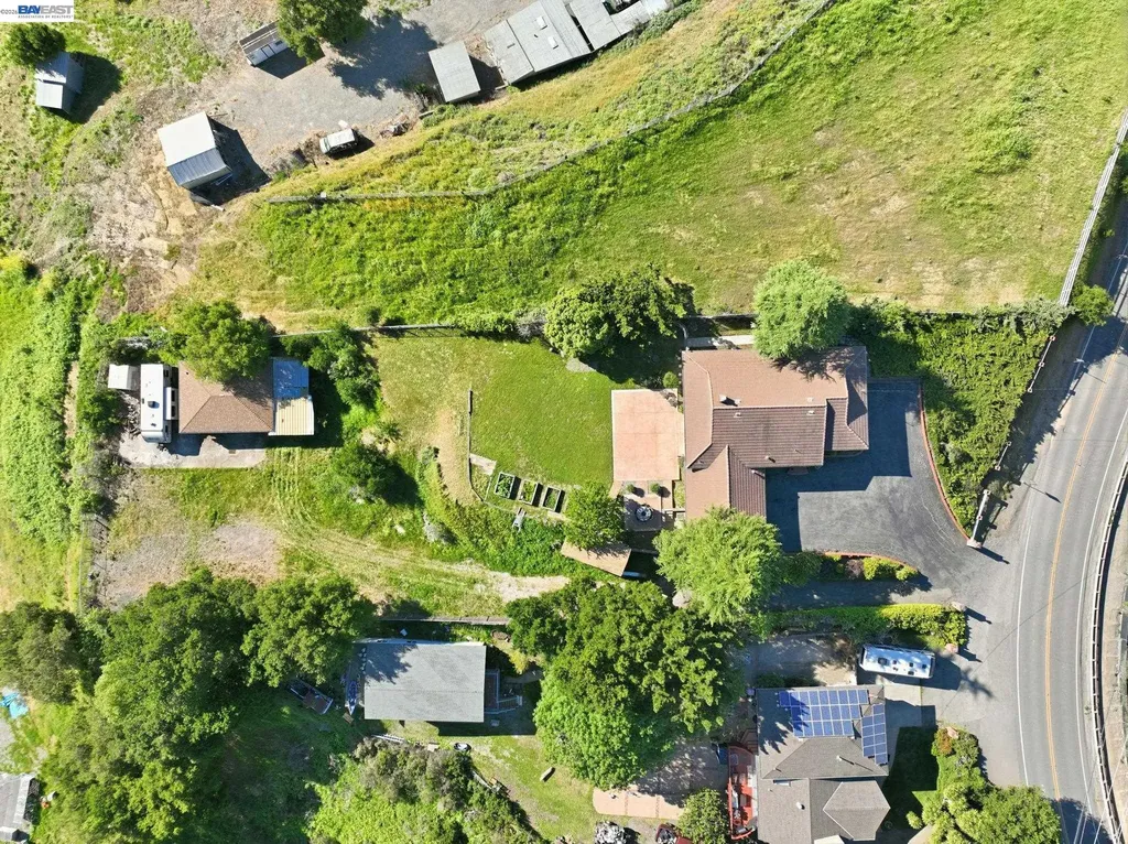 26446 Fairview Castro Valley CA 94542