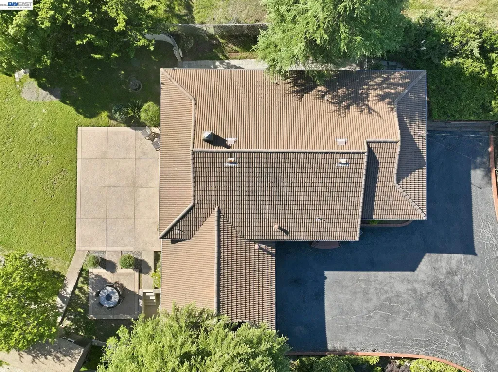 26446 Fairview Castro Valley CA 94542
