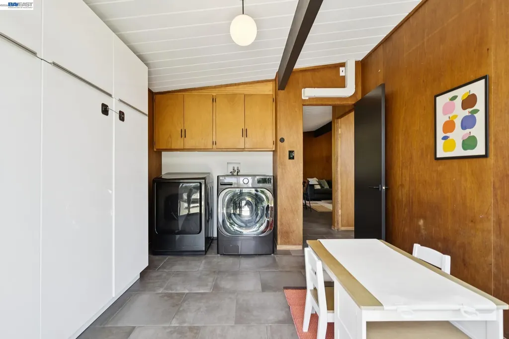5768 Highwood Road Castro Valley CA 94552