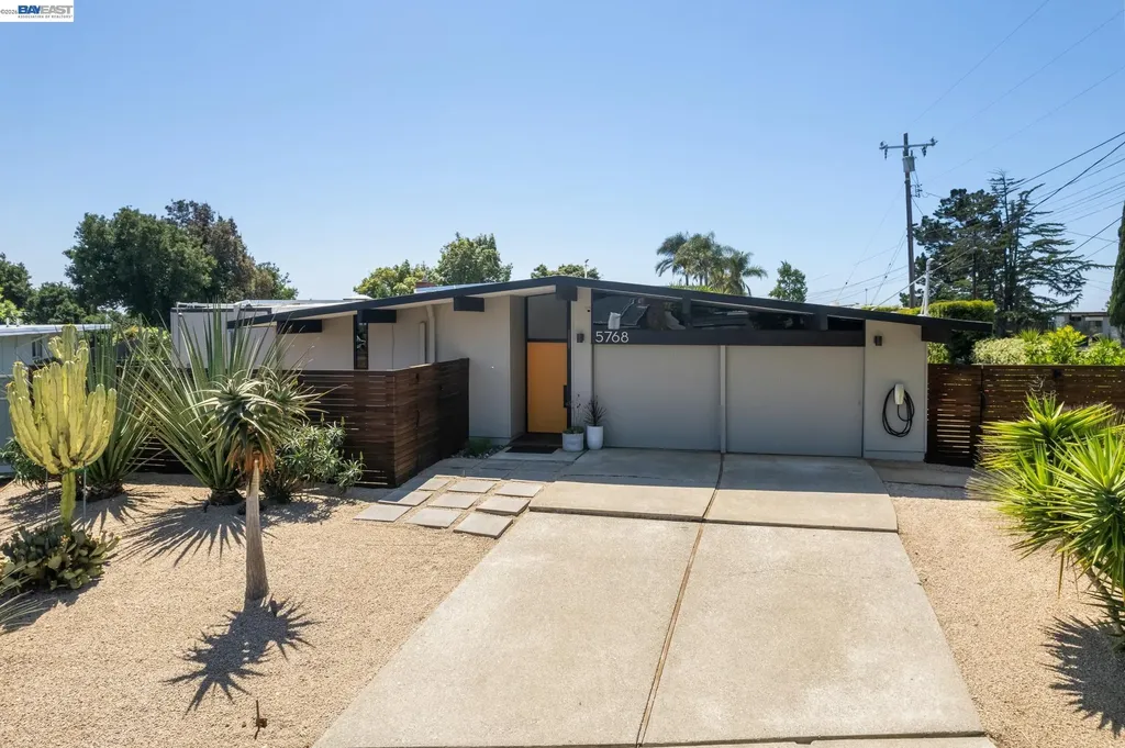 5768 Highwood Road Castro Valley CA 94552