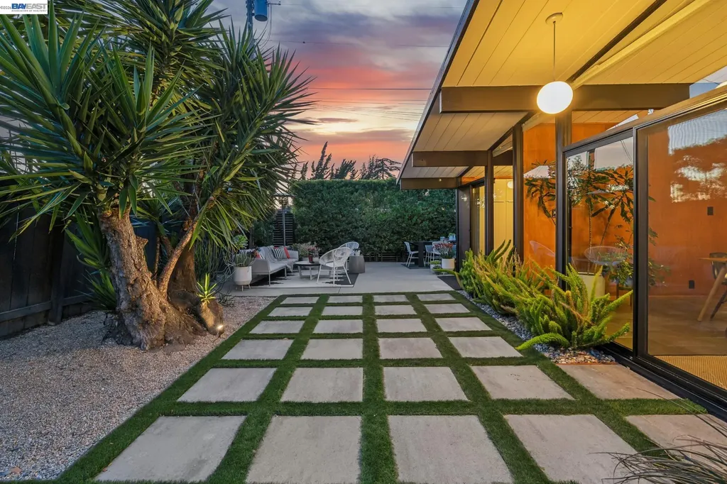 5768 Highwood Road Castro Valley CA 94552