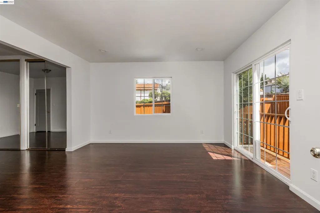 2241 Kelly Street Hayward CA 94541