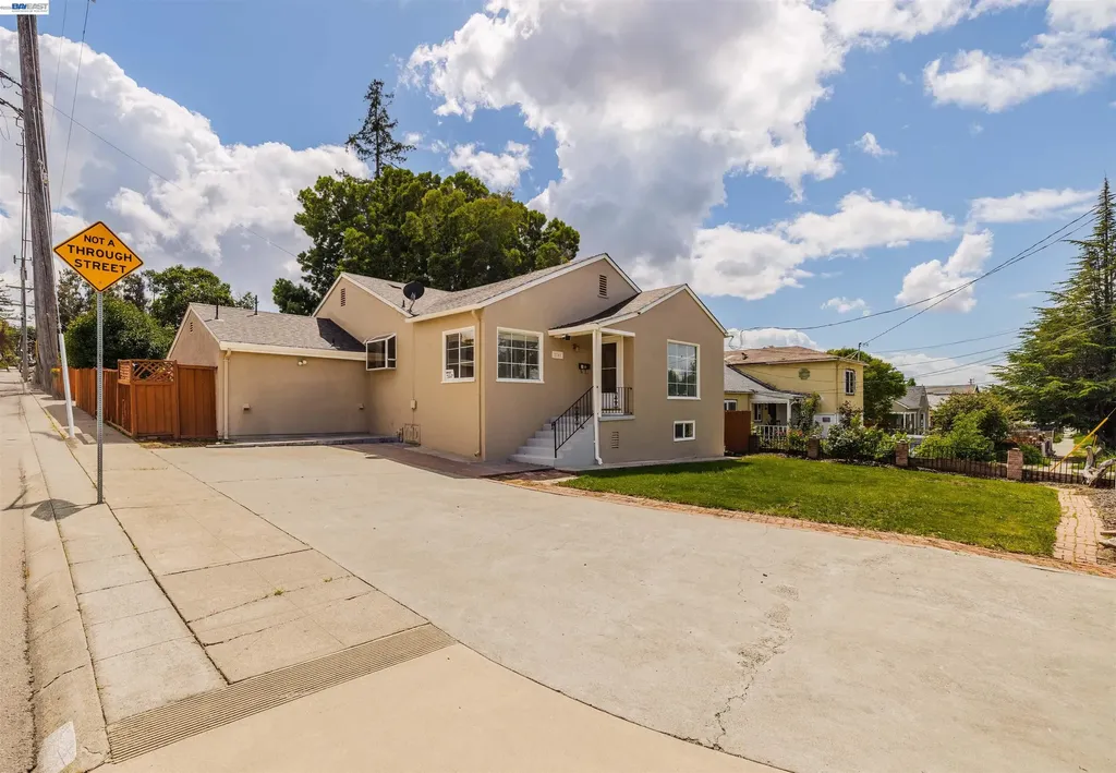 2241 Kelly Street Hayward CA 94541