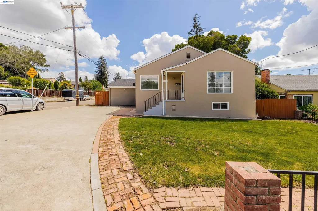 2241 Kelly Street Hayward CA 94541