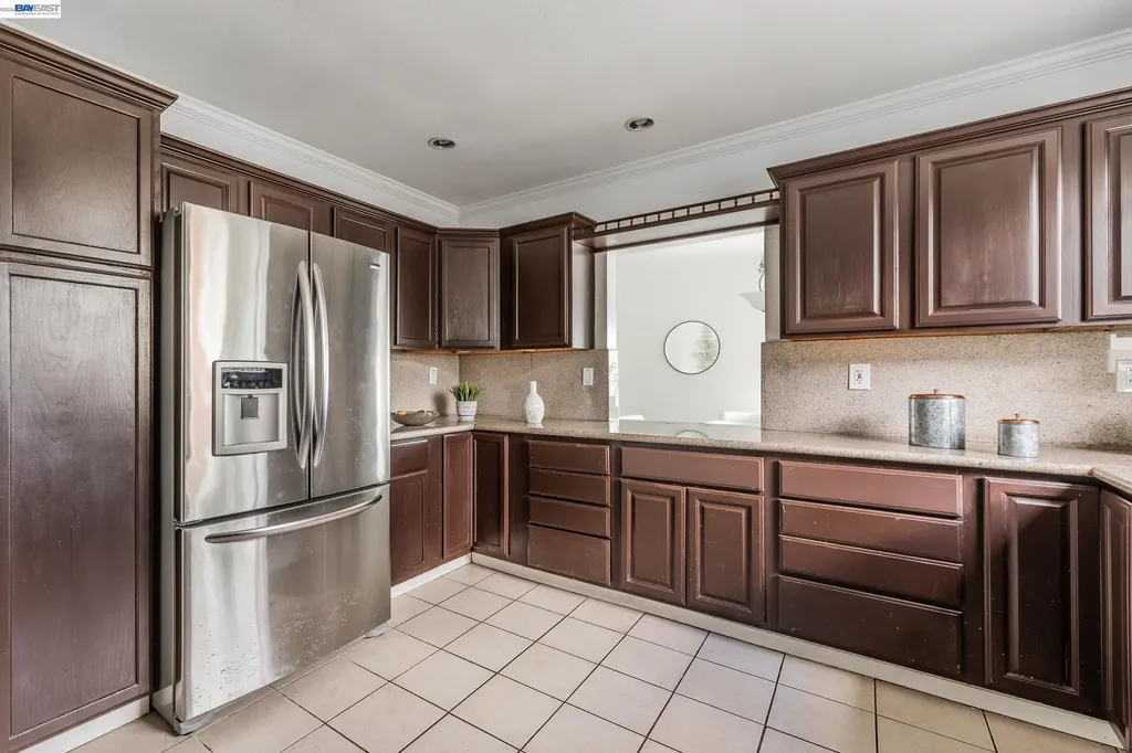 2241 Kelly Street Hayward CA 94541