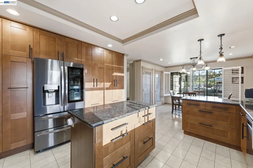 24439 Gina Court Hayward CA 94541