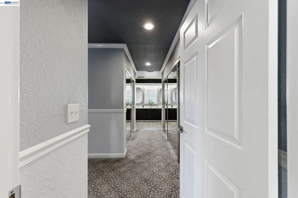 24439 Gina Court Hayward CA 94541