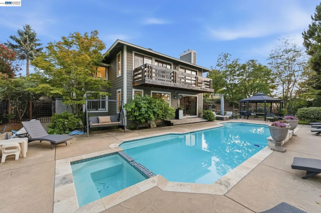 24439 Gina Court Hayward CA 94541