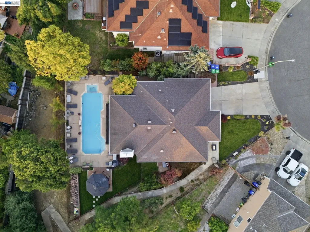 24439 Gina Court Hayward CA 94541