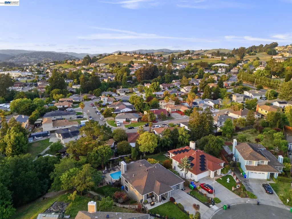 24439 Gina Court Hayward CA 94541
