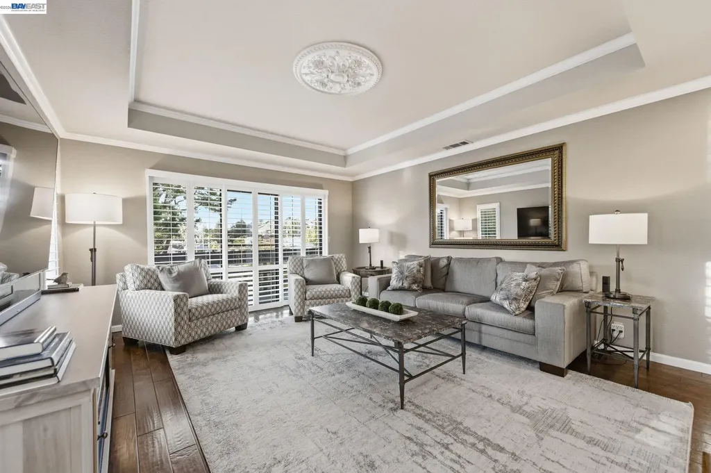 24439 Gina Court Hayward CA 94541