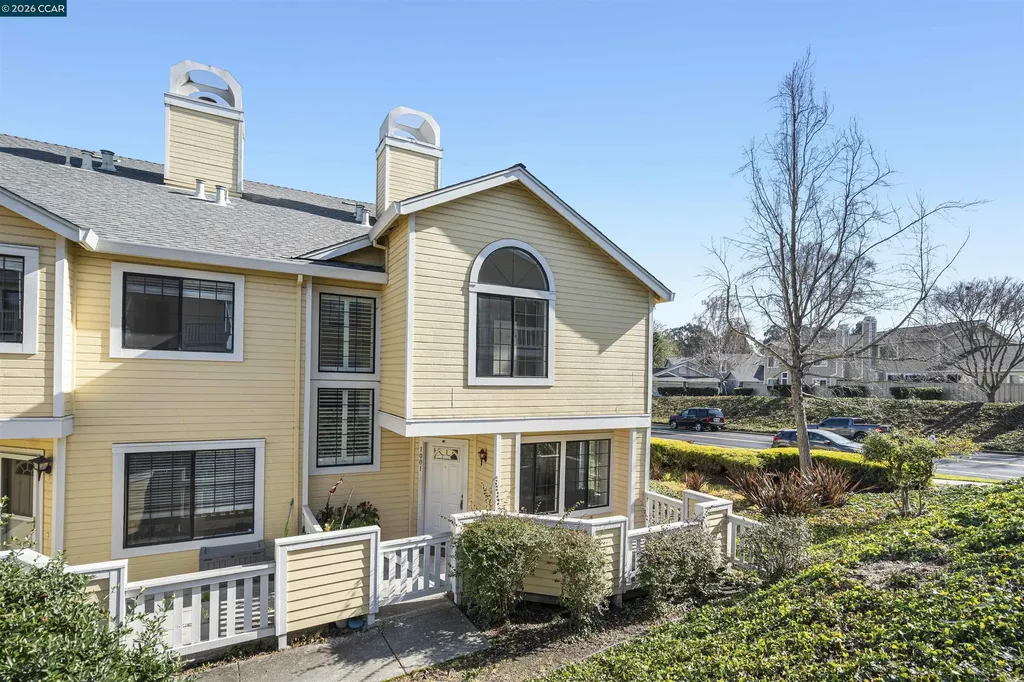 1001 Devonwood Hercules CA 94547