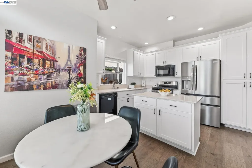 143 Lighthouse Way Vacaville CA 95688