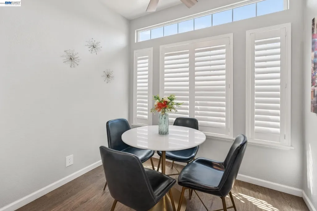 143 Lighthouse Way Vacaville CA 95688