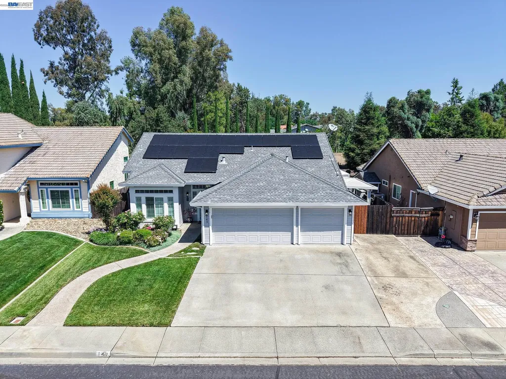 143 Lighthouse Way Vacaville CA 95688