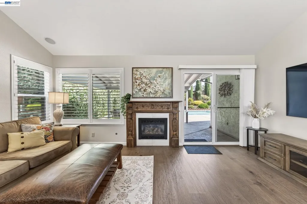 143 Lighthouse Way Vacaville CA 95688