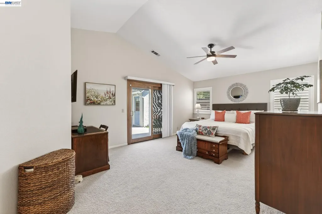 143 Lighthouse Way Vacaville CA 95688