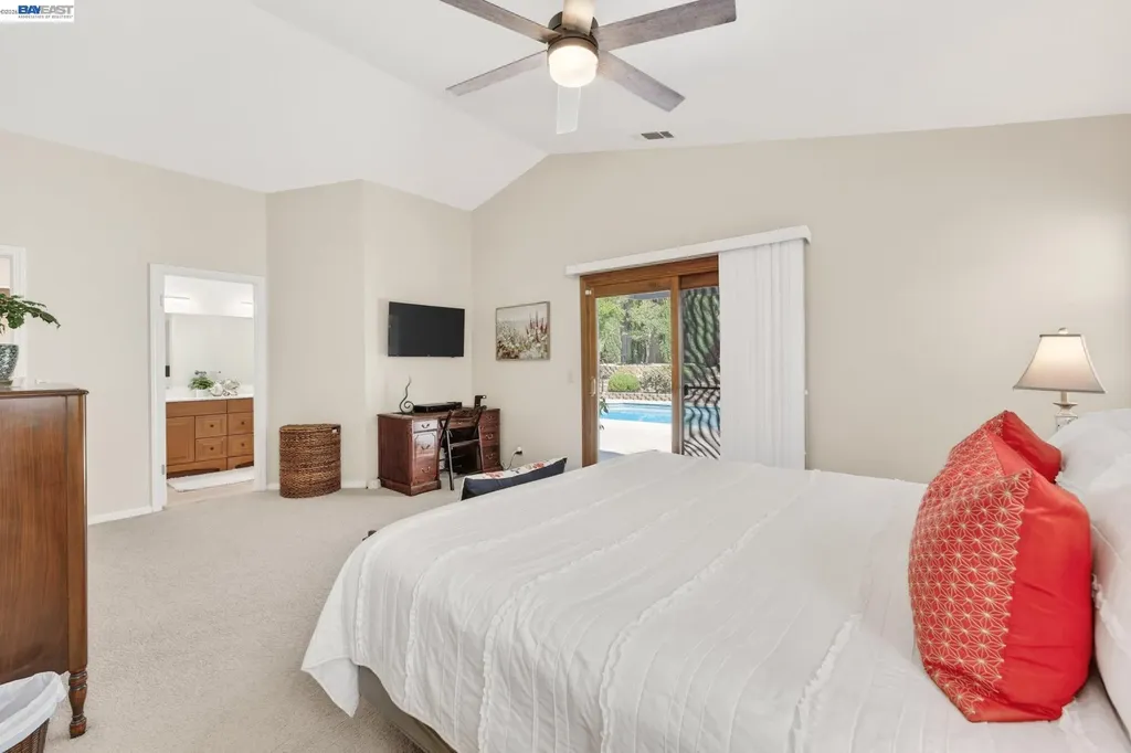143 Lighthouse Way Vacaville CA 95688