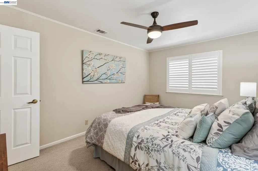 143 Lighthouse Way Vacaville CA 95688