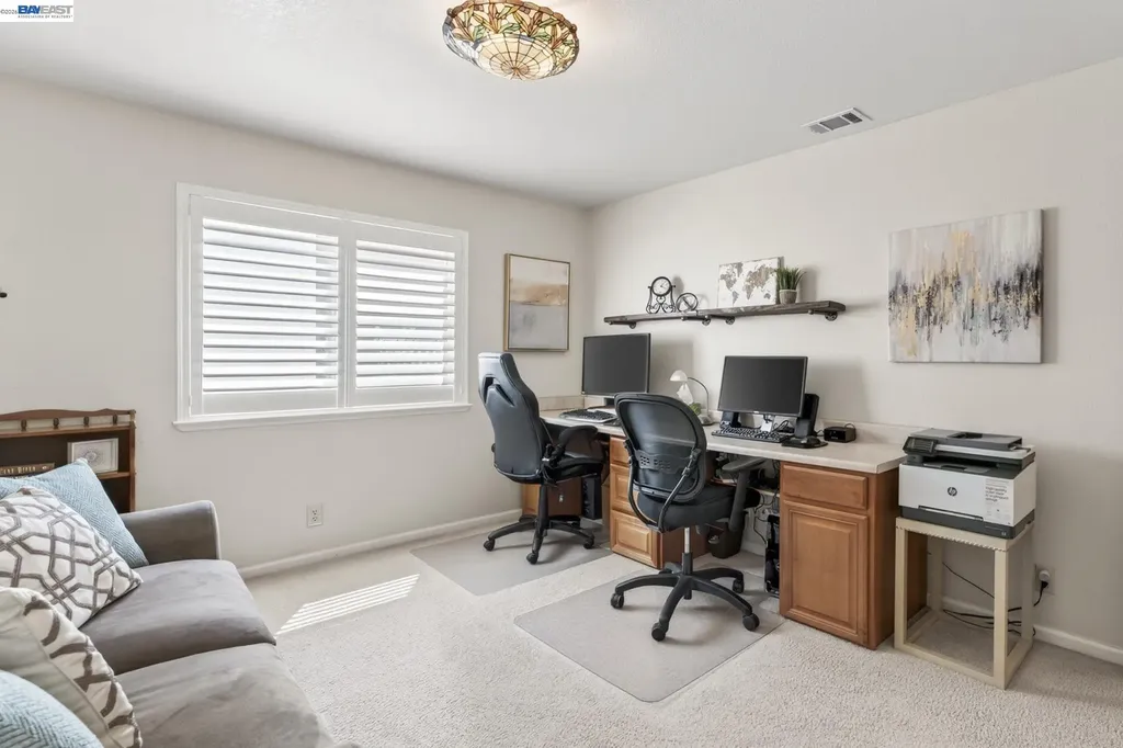 143 Lighthouse Way Vacaville CA 95688
