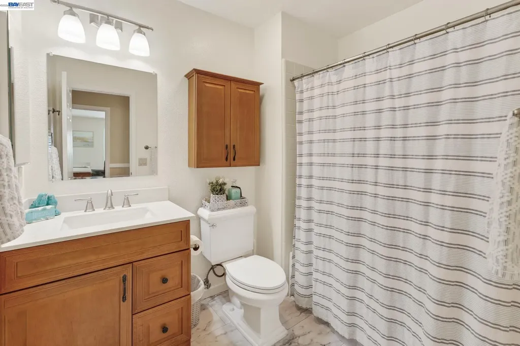 143 Lighthouse Way Vacaville CA 95688