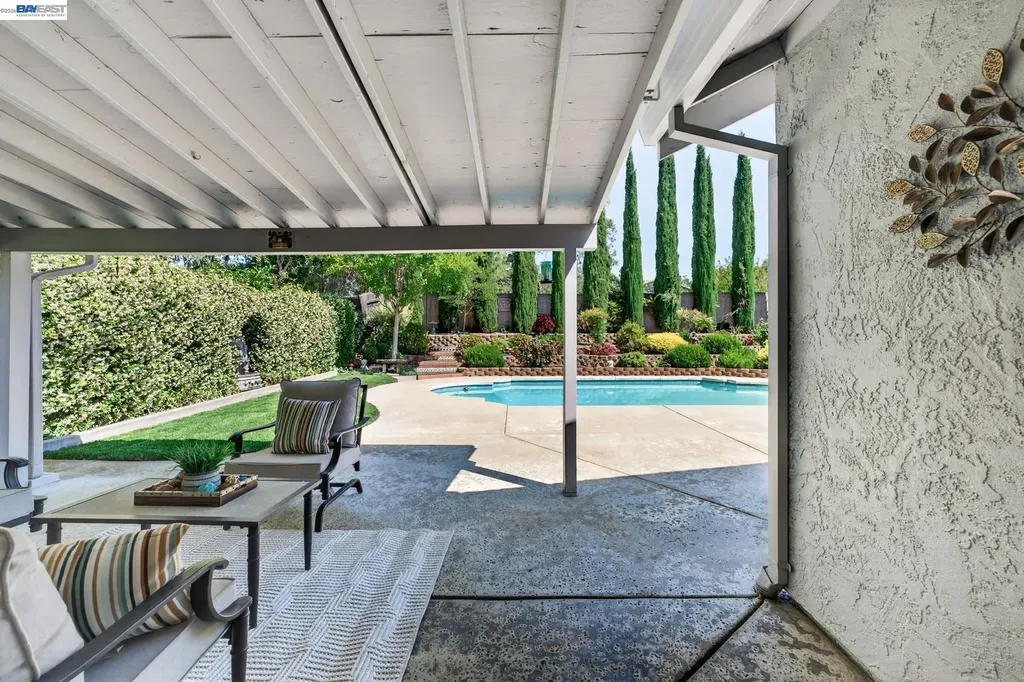 143 Lighthouse Way Vacaville CA 95688