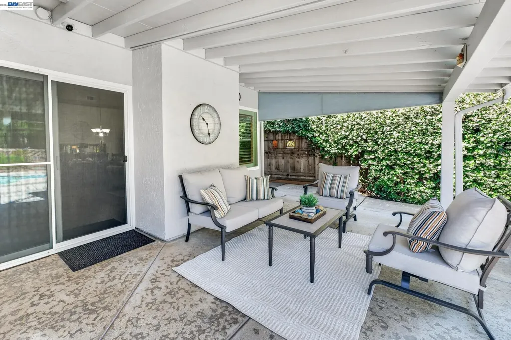 143 Lighthouse Way Vacaville CA 95688
