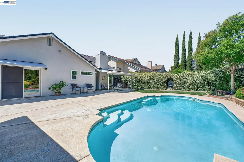 143 Lighthouse Way Vacaville CA 95688
