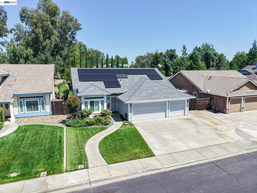143 Lighthouse Way Vacaville CA 95688