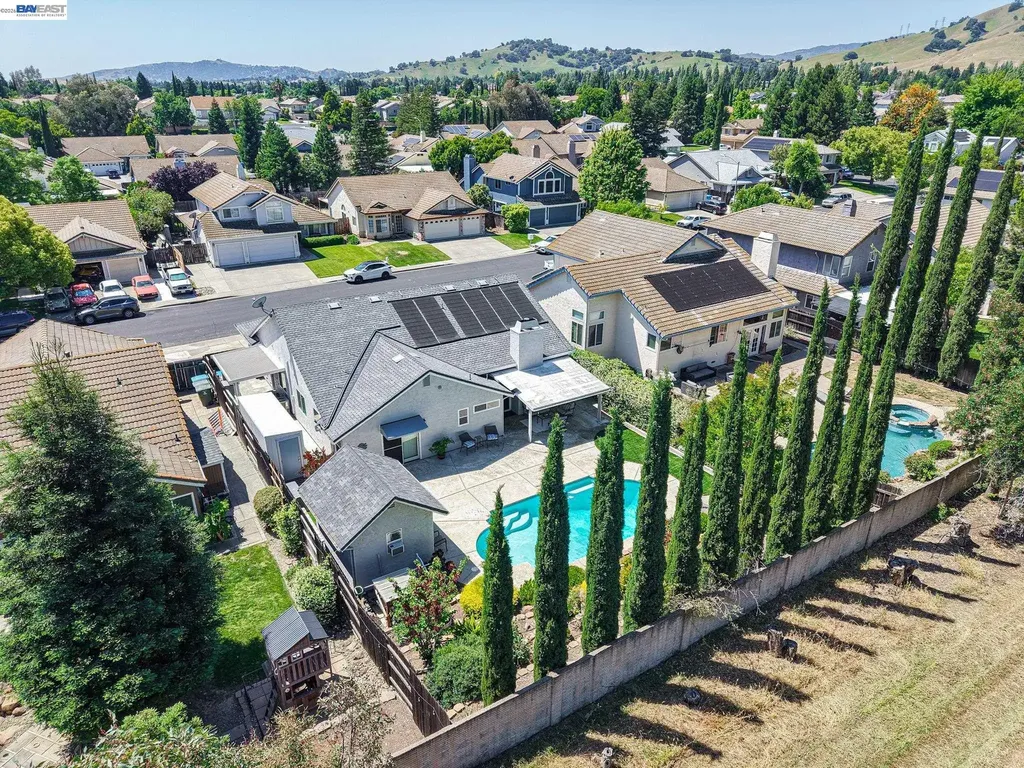 143 Lighthouse Way Vacaville CA 95688