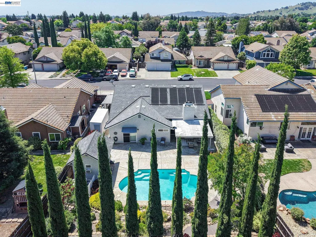 143 Lighthouse Way Vacaville CA 95688