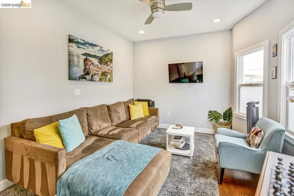 832 7th Avenue Oakland CA 94606