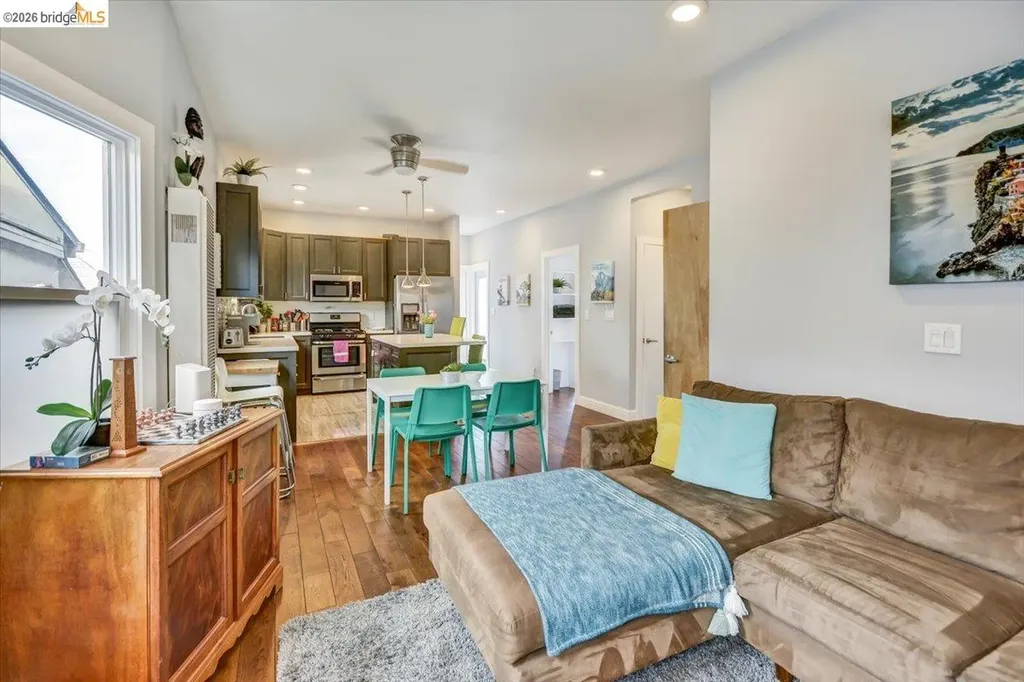832 7th Avenue Oakland CA 94606