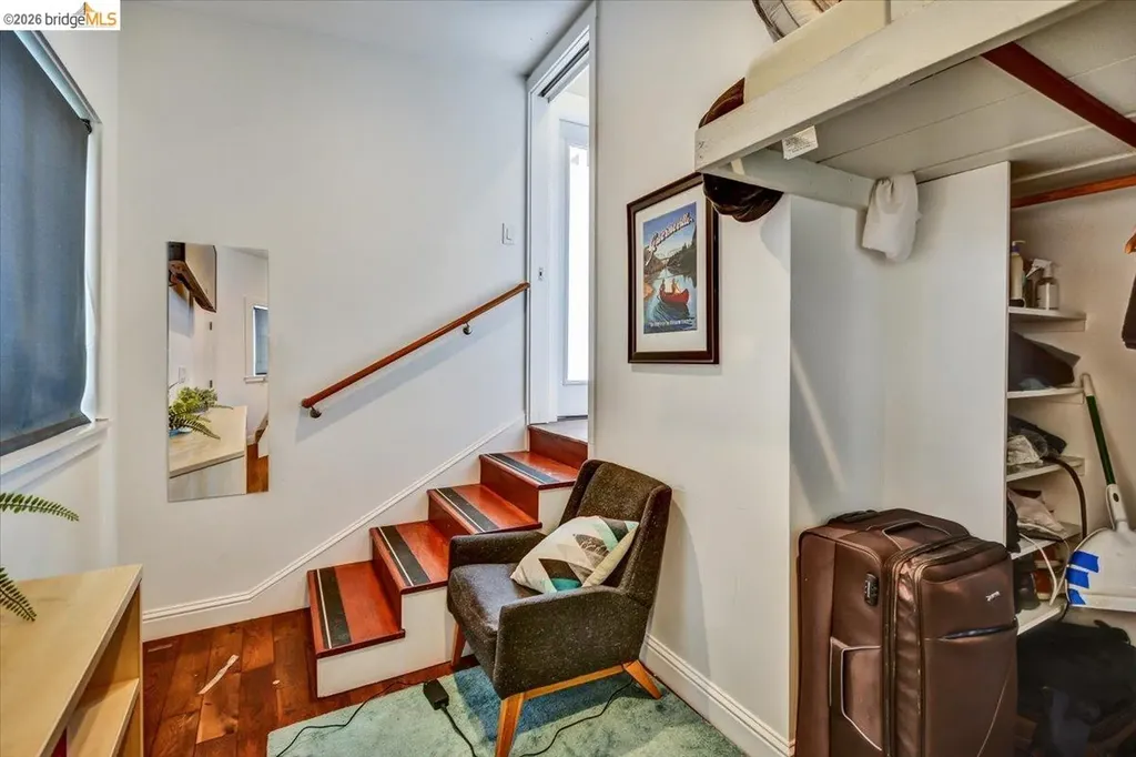 832 7th Avenue Oakland CA 94606