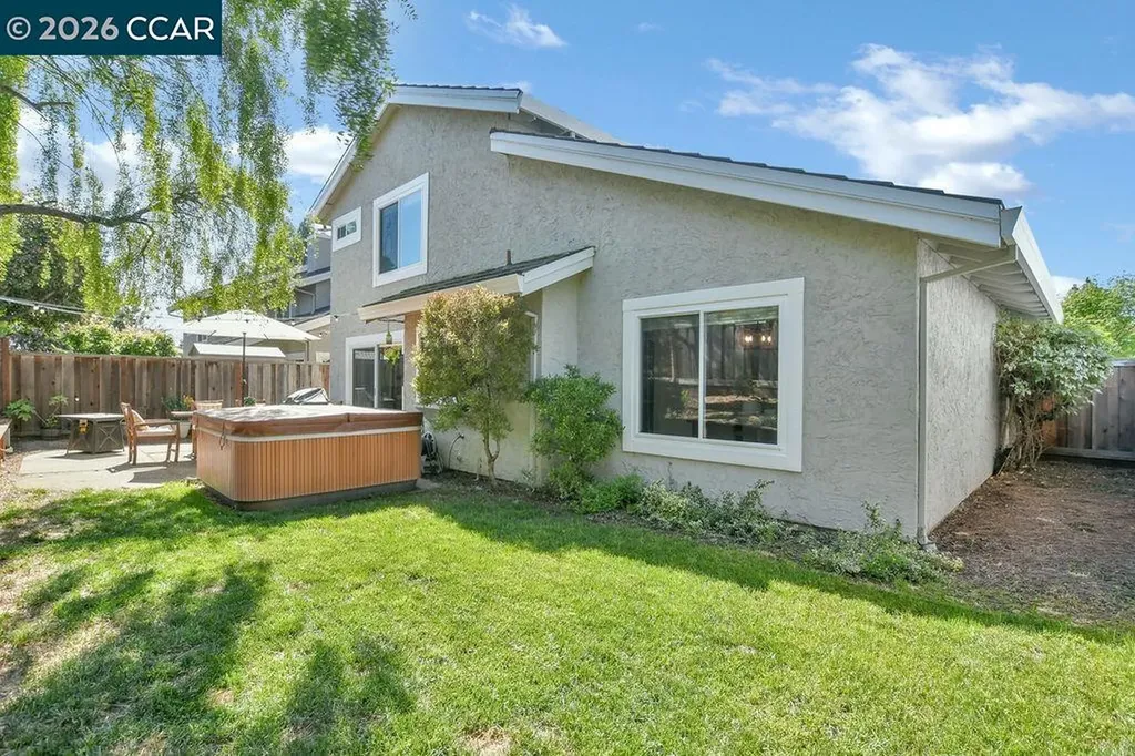 2143 Range Place Martinez CA 94553