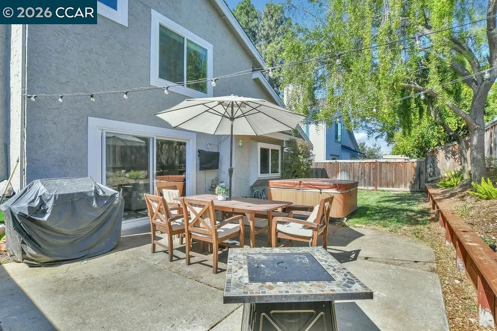 2143 Range Place Martinez CA 94553
