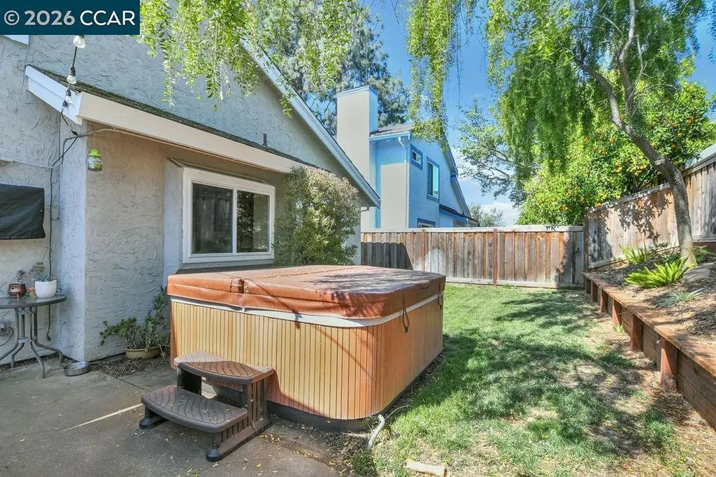 2143 Range Place Martinez CA 94553