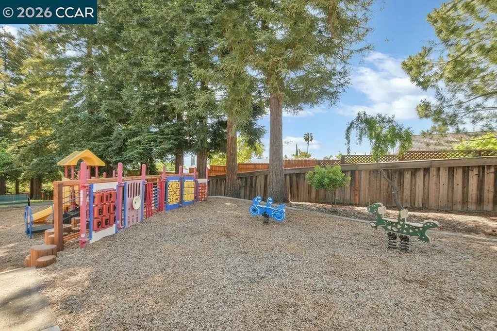 2143 Range Place Martinez CA 94553