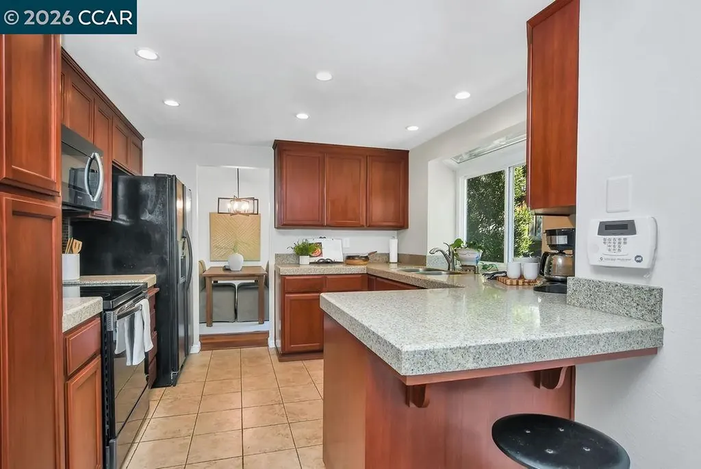 2143 Range Place Martinez CA 94553