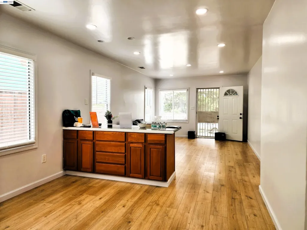 2421 96th Avenue Oakland CA 94603