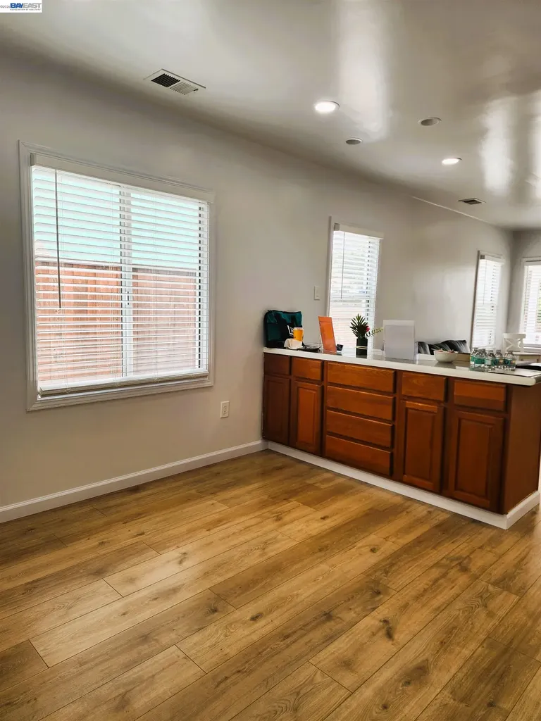 2421 96th Avenue Oakland CA 94603