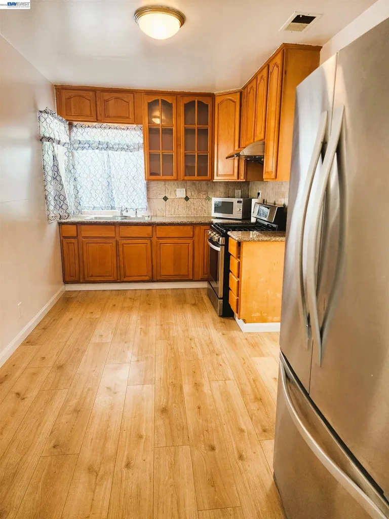 2421 96th Avenue Oakland CA 94603
