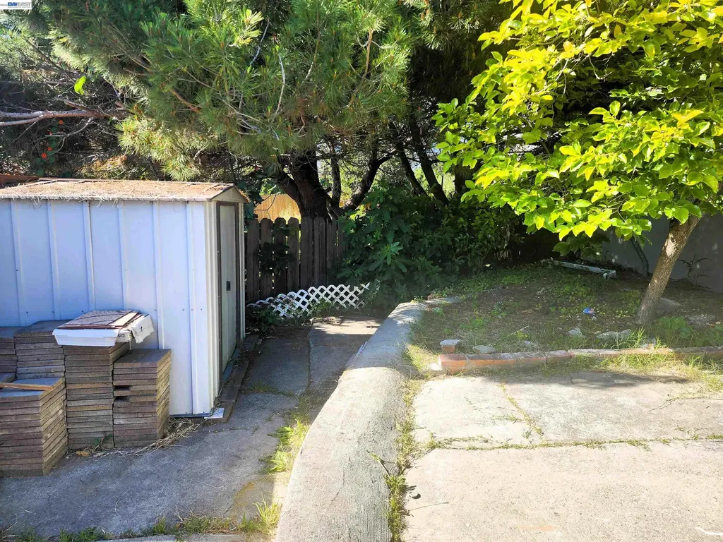 2421 96th Avenue Oakland CA 94603