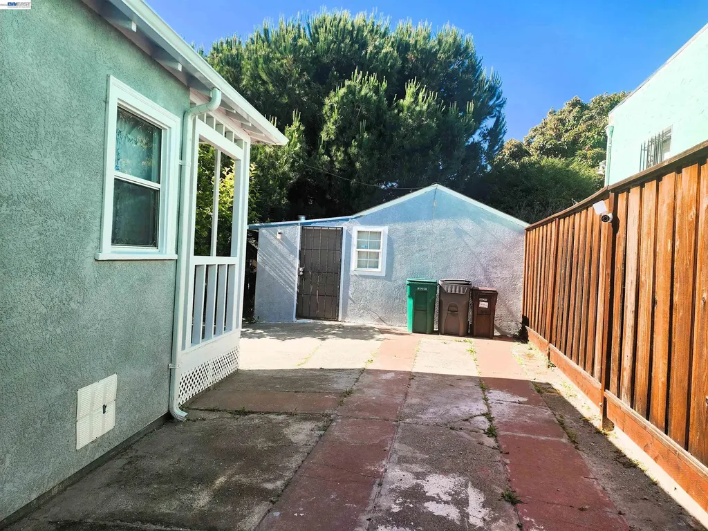 2421 96th Avenue Oakland CA 94603