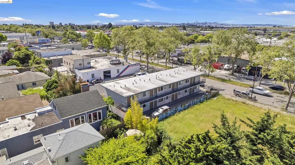 1213 San Pablo Avenue Berkeley CA 94706