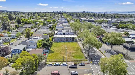 1213 San Pablo Avenue Berkeley CA 94706