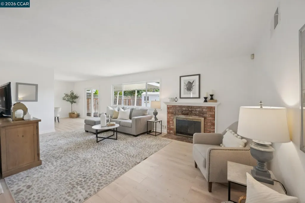 8356 Davona Drive Dublin CA 94568